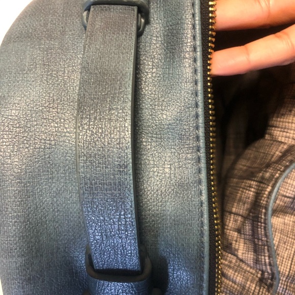 MMS VeGan leather back pack - Picture 6 of 6